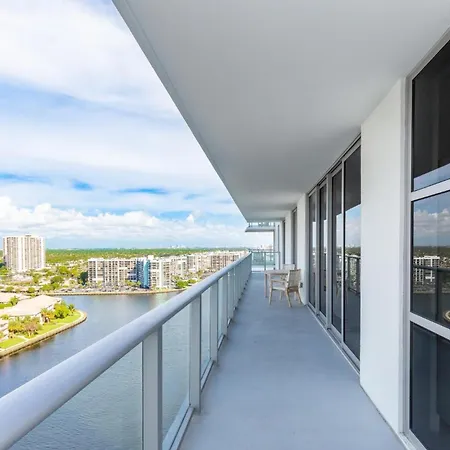 Spacious 3 Bedroom At Hyde Beach House 12Th Floor